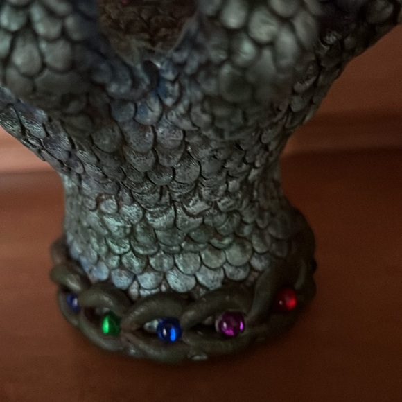 Sam Fransisco Music Box Company Dragon Claw Snow Globe Snowglobe Music 85mm - Picture 5 of 7